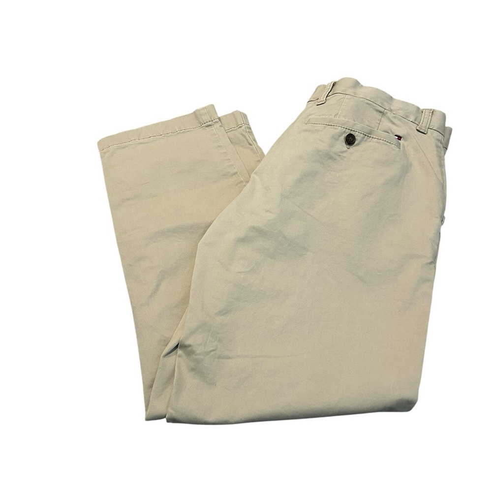 TOMMY HILFIGER tailored fit khaki pants